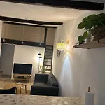 Διαμέρισμα Pi N4 - - Place Parking Republique Inclus & Wifi *